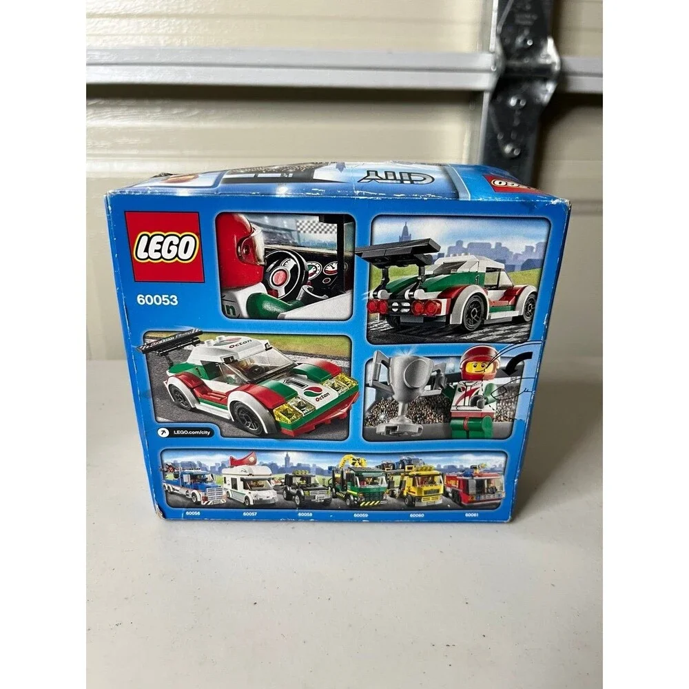 LEGO CITY: Race Car Set 60053 100 Pieces Brand New